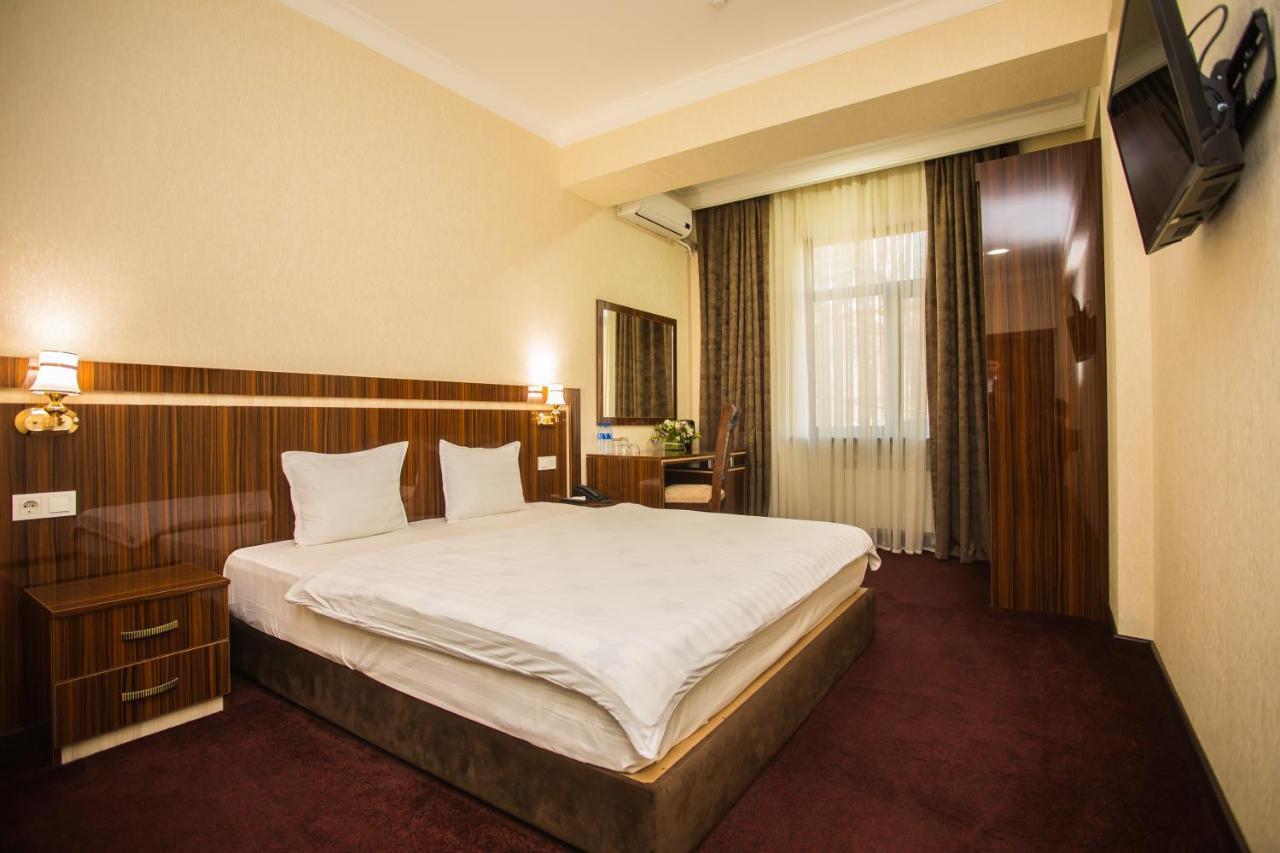 טשקנט Hotel Grand Capital מראה חיצוני תמונה