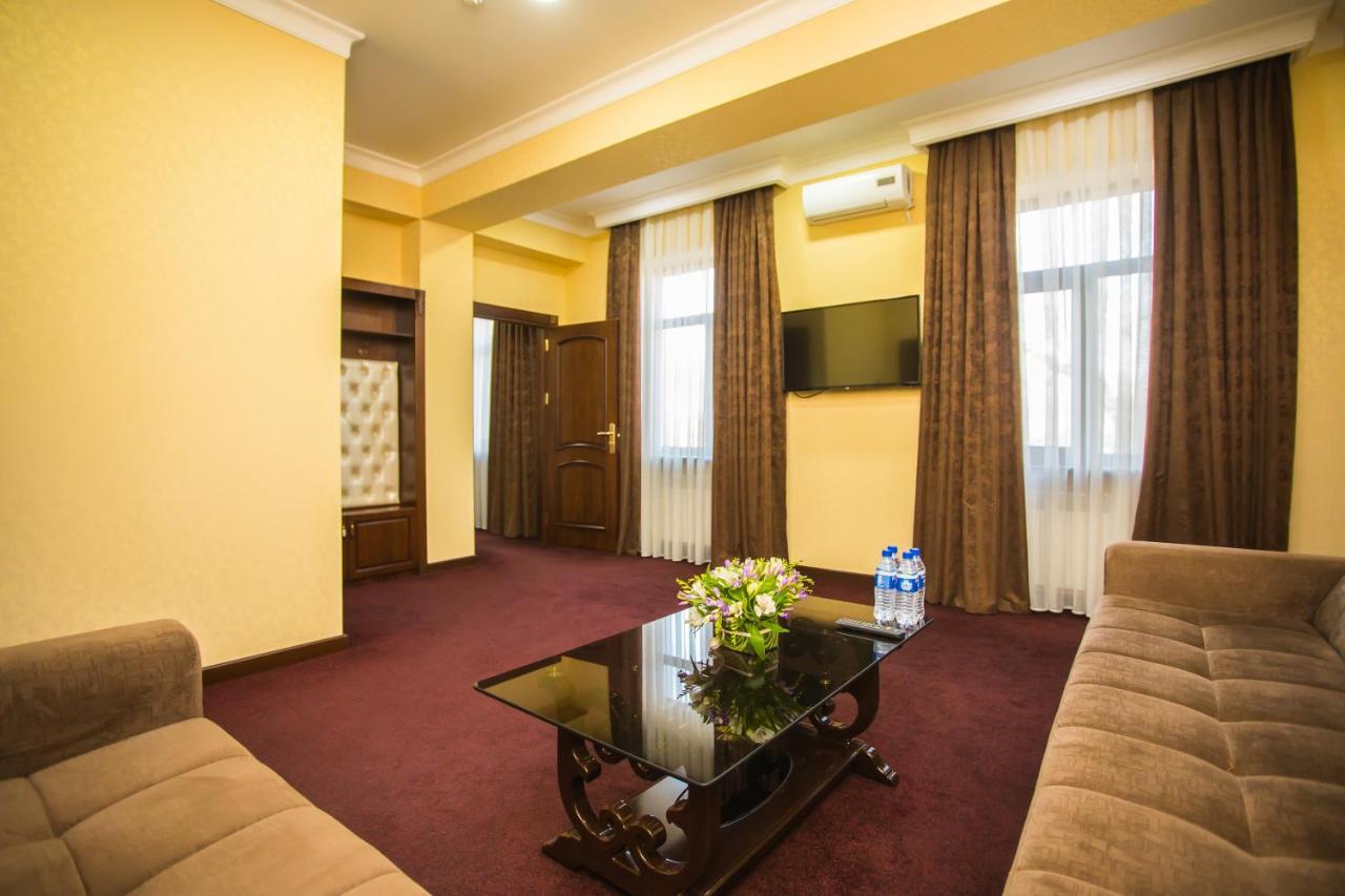 טשקנט Hotel Grand Capital מראה חיצוני תמונה